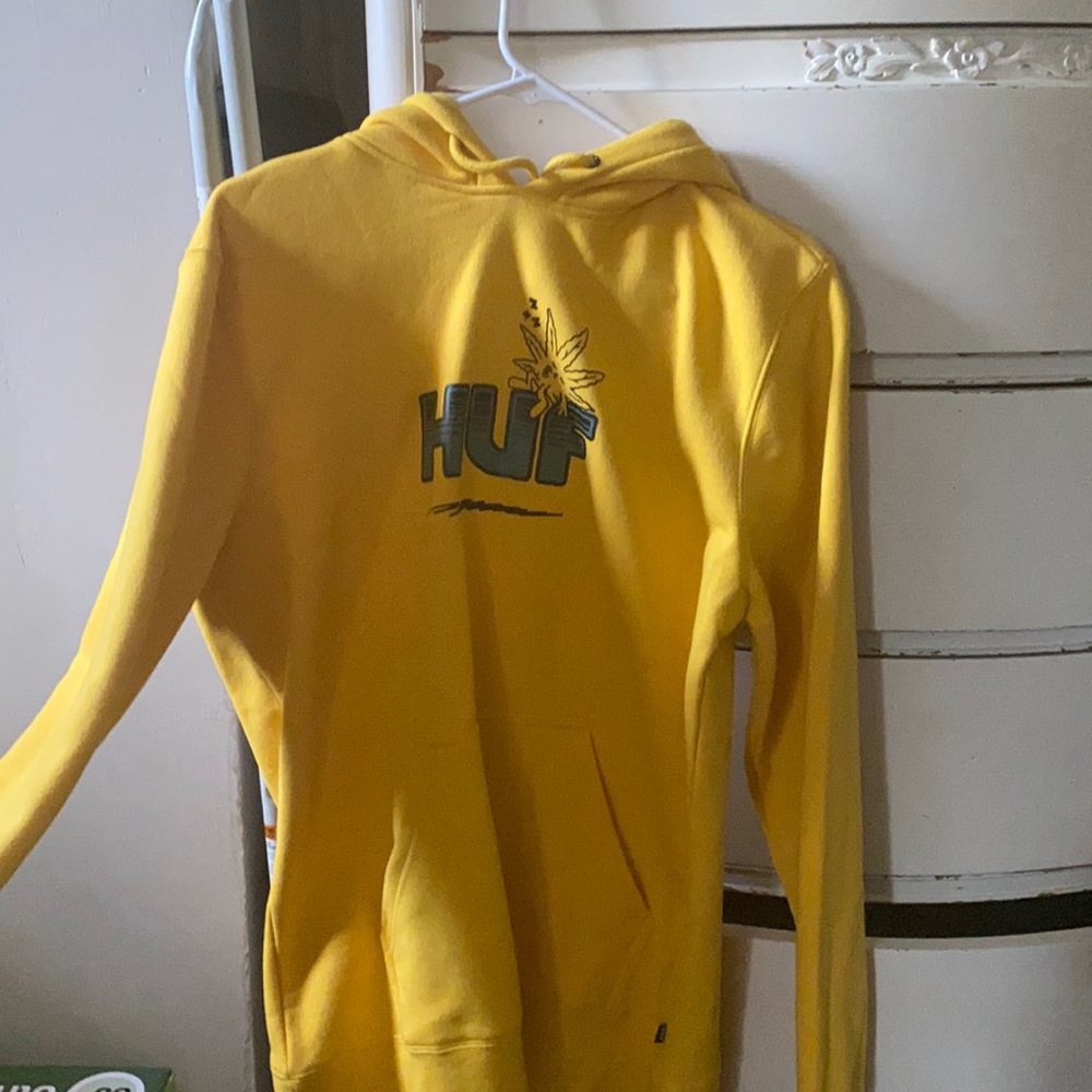 yellow M HUF brand sweatshirt - Picture 1 of 2